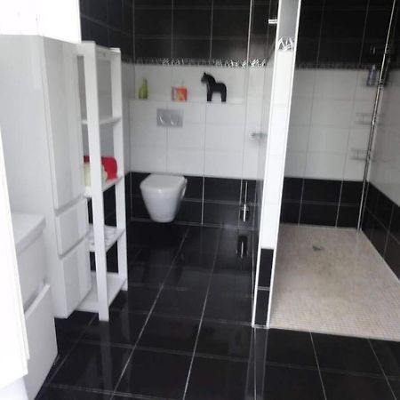 Chambre Avec Salle De Bain Privatisee Avec Petit Dejeuner Compris Auxonne Extérieur photo