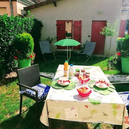Chambre Avec Salle De Bain Privatisee Avec Petit Dejeuner Compris Auxonne Extérieur photo
