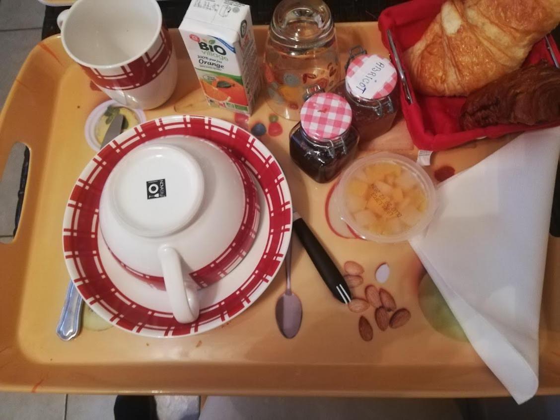 Chambre Avec Salle De Bain Privatisee Avec Petit Dejeuner Compris Auxonne Extérieur photo